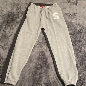 Supreme Two Tone Sweatpants- Grey-Size L